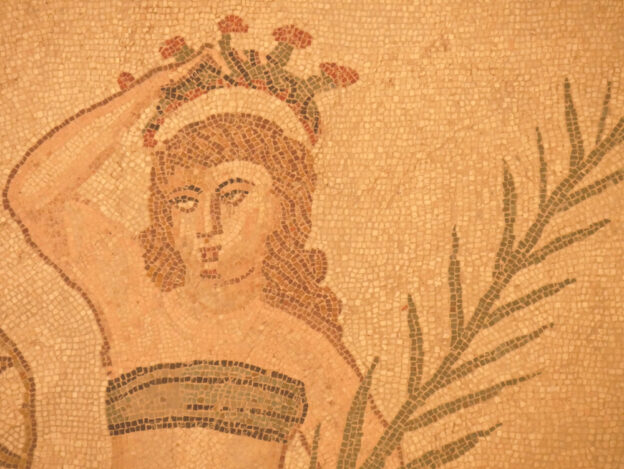 bikini-villa-casale-romana